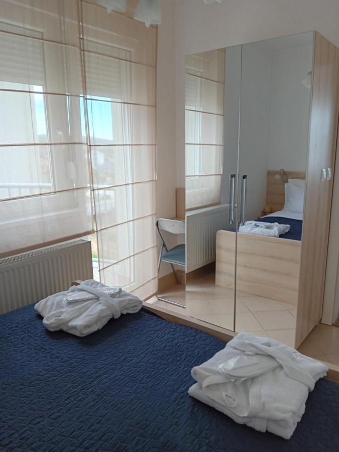 WING 3 apartman Jagodina Bagian luar foto