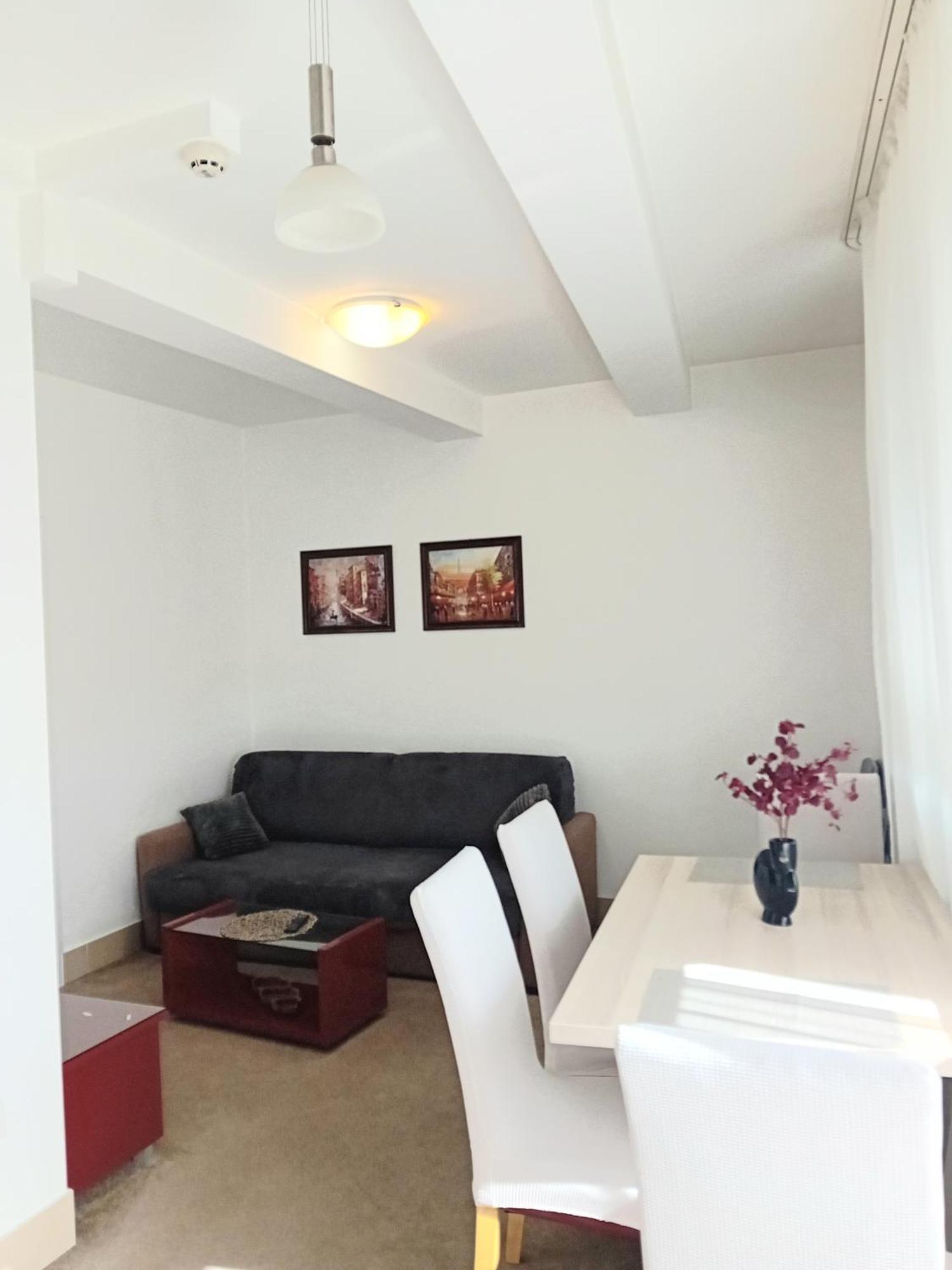 WING 3 apartman Jagodina Bagian luar foto